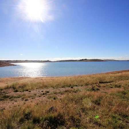Snowy Mountains Resort And Function Centre Adaminaby Buitenkant foto