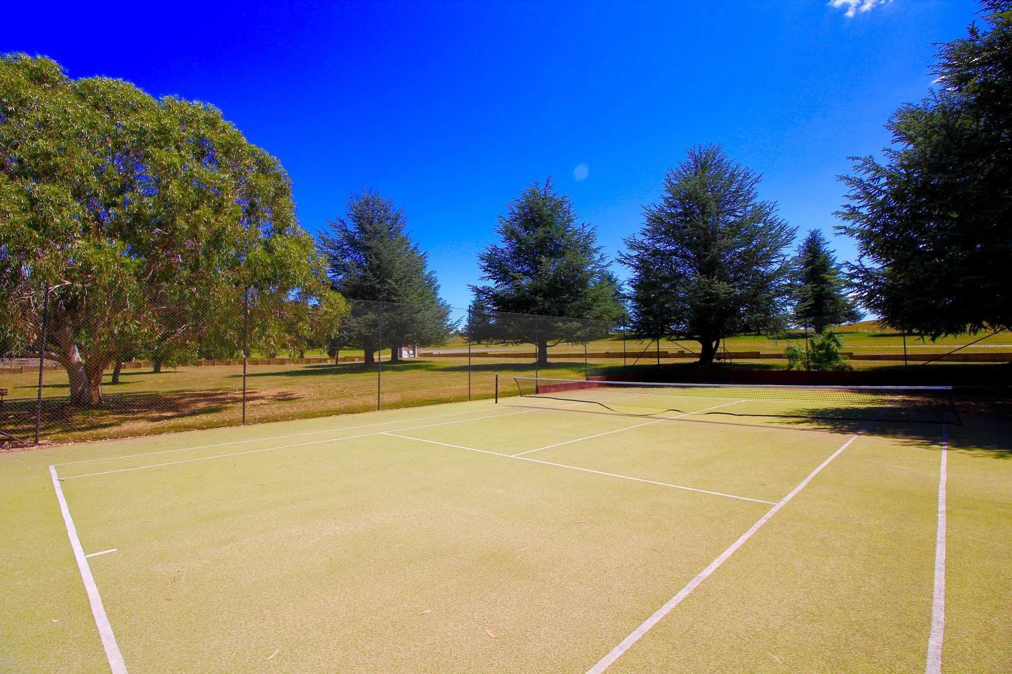 Snowy Mountains Resort And Function Centre Adaminaby Buitenkant foto