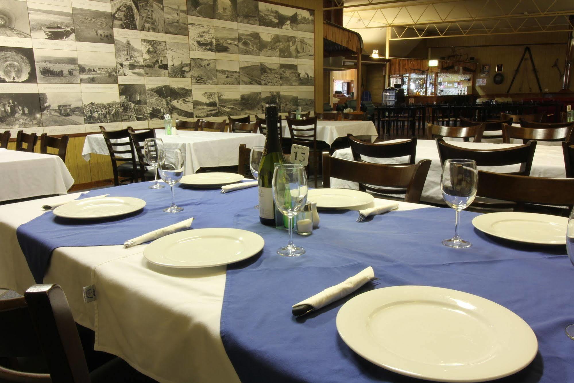 Snowy Mountains Resort And Function Centre Adaminaby Buitenkant foto